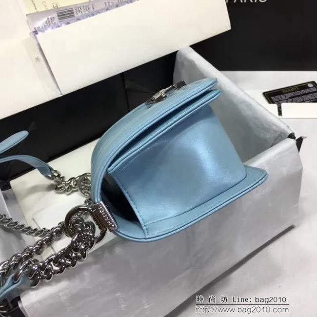 香奈兒CHANEL竭誠精品CHANEL大號67086經典最新款 單肩斜挎鏈條包 DSC1402